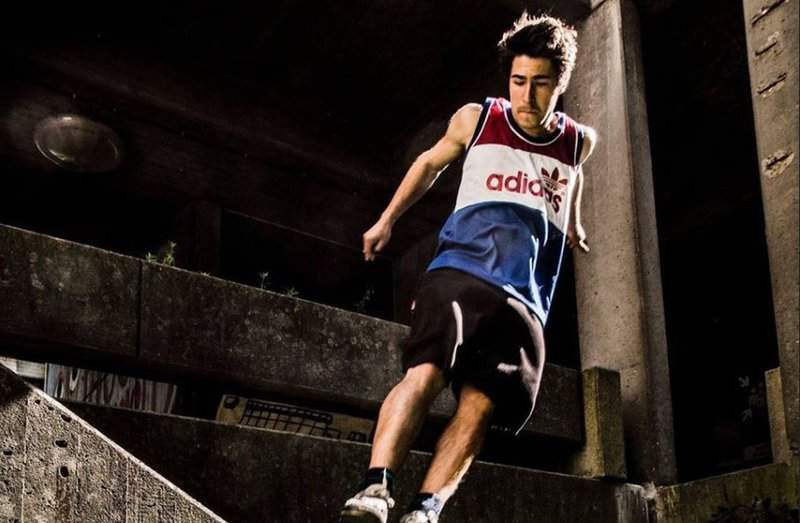 Nicolas Van Hole: Ketnetheld, parkour atleet en influencer